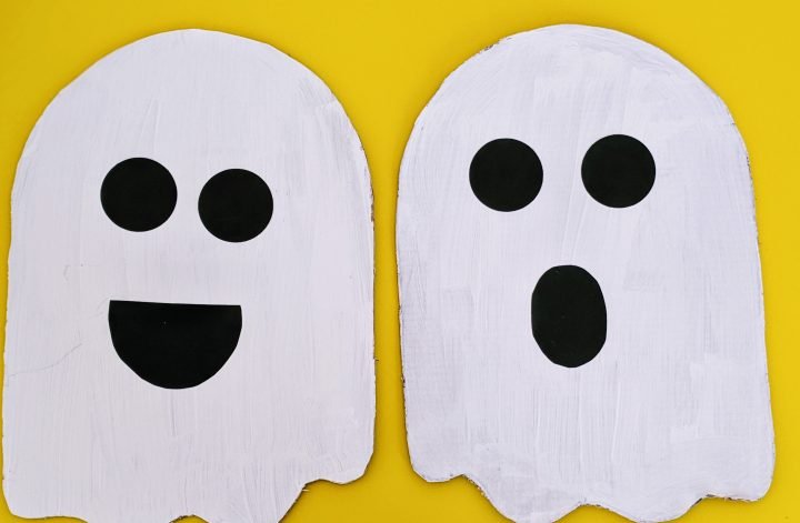 easy cardboard ghost for Halloween