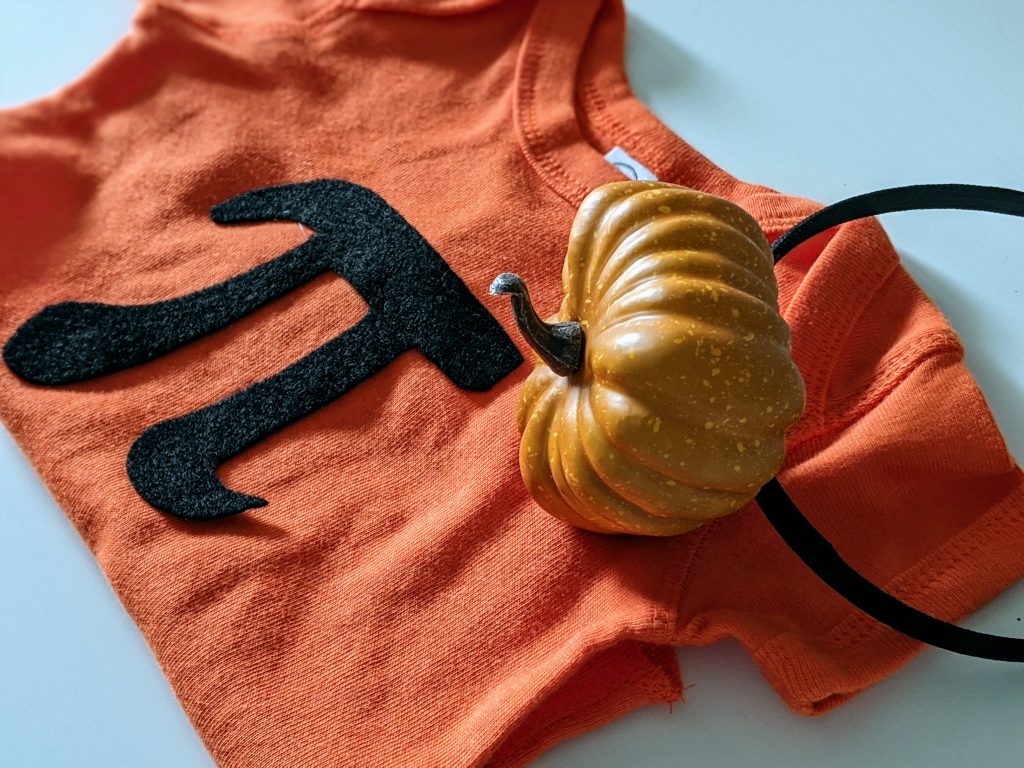 Halloween crafts and costumes for kids, DIY Pumpkin Pi Costume, DIY pumpkin headband