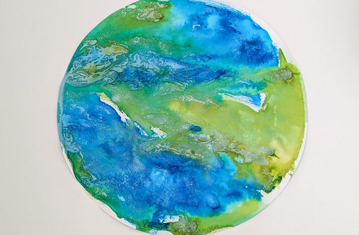 Earth fizzy painting for kids, Earth Day craft for kids, preschool Earth Day crafts, Science craft for kids