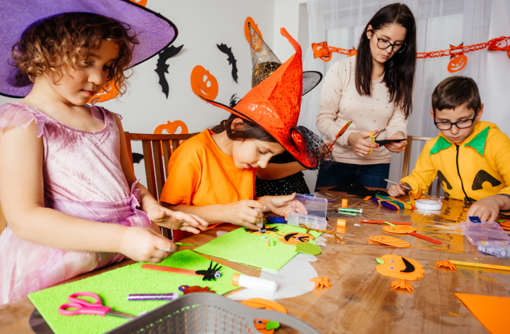Halloween crafts and costumes for kids, DIY Pumpkin Pi Costume, DIY pumpkin headband, paper plate witch hat for kids
